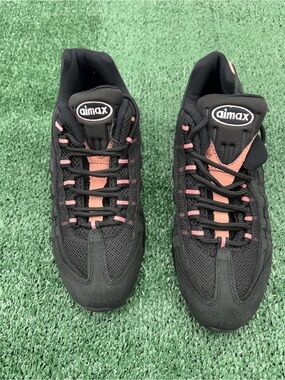 Nike Women's Black Sneakers with Pink Accents